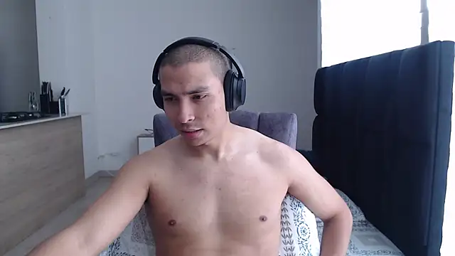 Auron Demon01 online show from December 16, 4:22 pm