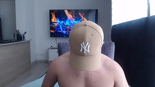 Auron Demon01 online show from November 16, 5:39 pm