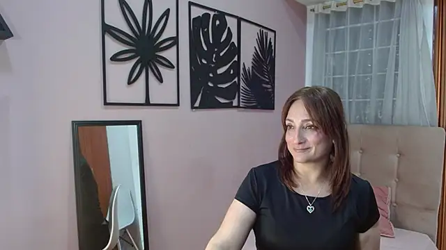 amara rousse1 online show from November 27, 1:11 pm