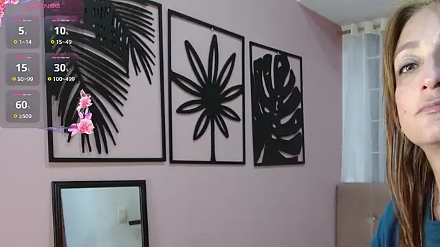 Snapshot of amara_rousse1 chatting on February 21, 1:02 pm amara rousse1 online show from February 21, 1:02 pm