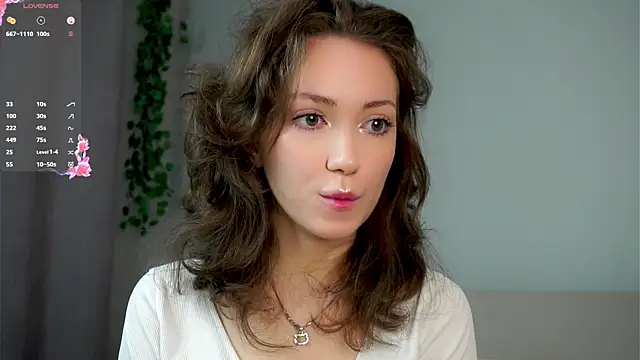 ZeniaBolich online show from November 13, 10:13 pm