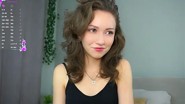 ZeniaBolich online show from November 12, 10:02 pm