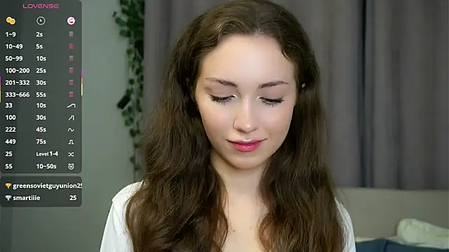 Snapshot of ZeniaBolich chatting on October 2, 9:51 pm ZeniaBolich online show from October 2, 9:51 pm
