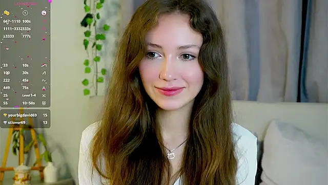 Snapshot of ZeniaBolich chatting on October 15, 9:56 pm ZeniaBolich online show from October 15, 9:56 pm