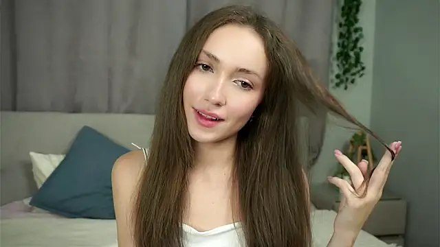 Snapshot of ZeniaBolich chatting on September 23, 10:50 pm ZeniaBolich online show from September 23, 10:50 pm