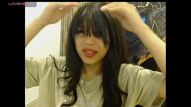 EIVIY1609 online show from September 12, 1:22 pm