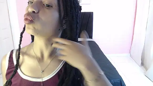 EIVIY1609 online show from December 4, 2:27 pm