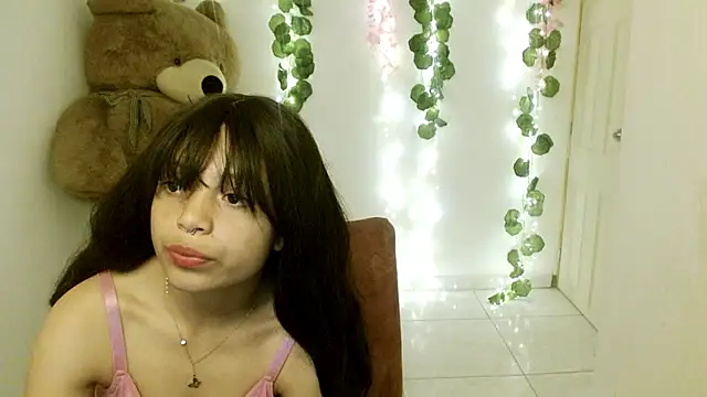 EIVIY1609 online show from October 1, 1:48 pm
