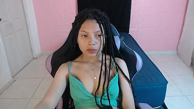 EIVIY1609 online show from December 1, 1:56 pm