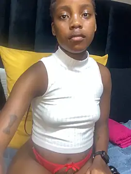 Littlebunny33 online show from March 28, 7:04 pm