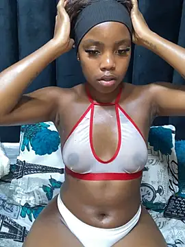 Littlebunny33 online show from June 10, 11:28 pm