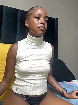 Littlebunny33 online show from March 24, 7:58 pm