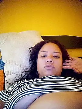 Snapshot of EAAM1@xh chatting on January 8, 9:32 pm EAAM1xh online show from January 8, 9:32 pm