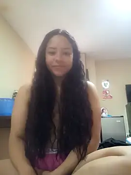 Snapshot of EAAM1@xh chatting on October 3, 1:45 pm EAAM1xh online show from October 3, 1:45 pm