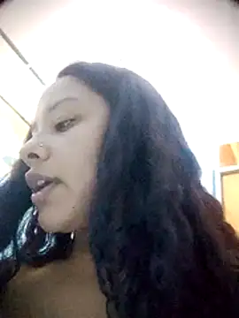 Snapshot of EAAM1@xh chatting on February 1, 10:19 pm EAAM1xh online show from February 1, 10:19 pm