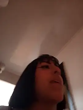 Dulce Bella  online show from October 21, 3:28 am