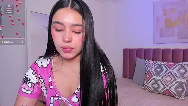 Snapshot of AvaScott_ chatting on October 7, 5:25 pm AvaScott online show from October 7, 5:25 pm