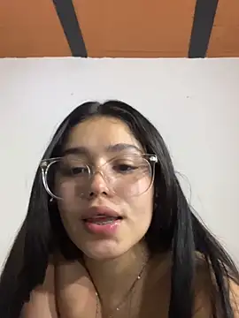 AvaScott  online show from November 18, 5:22 am