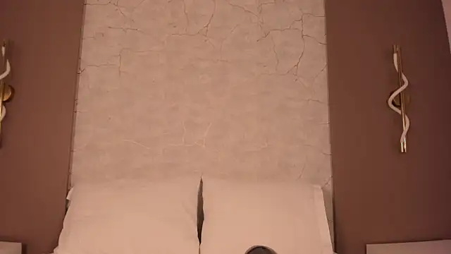 allie bruce online show from February 3, 2:32 am