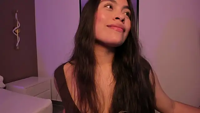 allie bruce online show from April 17, 3:09 am