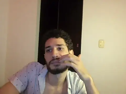 Snapshot of Dante_dm chatting on October 27, 8:10 pm Dante dm online show from October 27, 8:10 pm