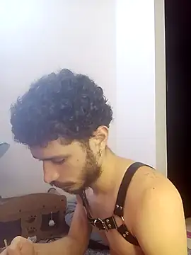 Snapshot of Dante_dm chatting on October 31, 5:09 pm Dante dm online show from October 31, 5:09 pm