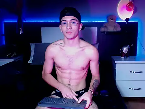 eriikjoness online show from October 23, 4:22 am