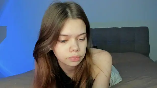 Snapshot of Milimeowww chatting on December 1, 5:58 pm Milimeowww online show from December 1, 5:58 pm