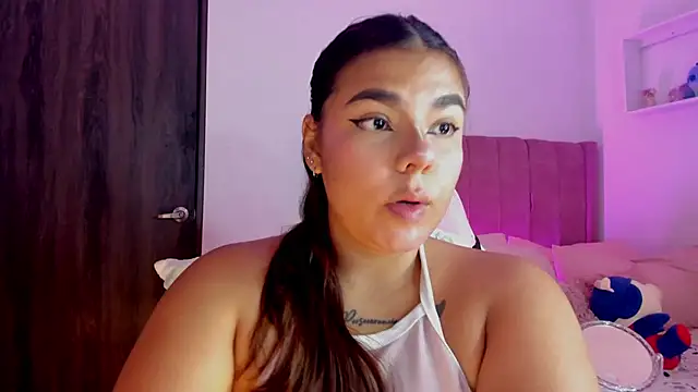 AliceThundeer online show from February 24, 4:13 am