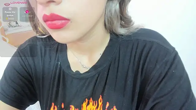 Kenndal tay online show from October 4, 7:37 pm