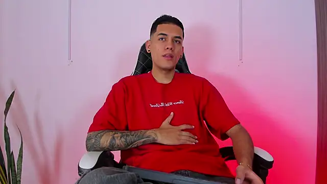 Nickyblazze  online show from September 17, 1:46 pm
