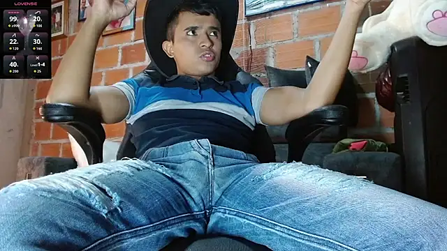 DayroDuran online show from February 8, 7:44 pm