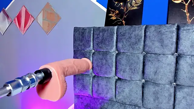 lau-hot online show from October 3, 8:10 pm