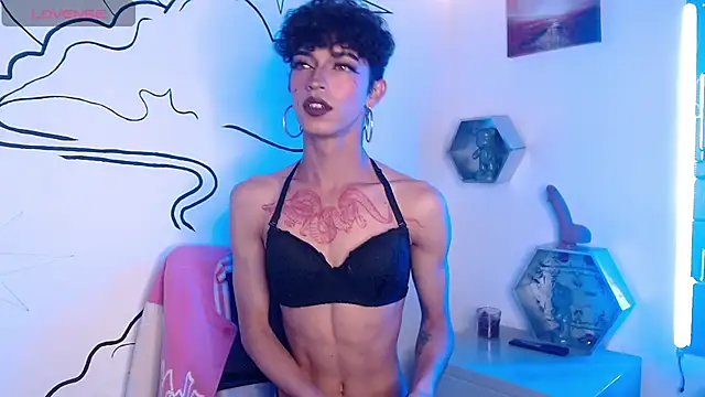 Trinity Knox online show from November 2, 3:39 pm