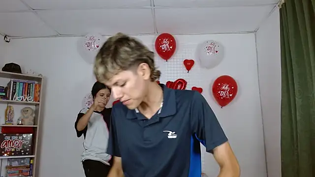 Snapshot of Lucy_y_Jacob chatting on September 20, 11:54 pm Lucy y Jacob online show from September 20, 11:54 pm