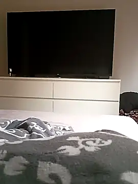 Snapshot of NiceBadgera chatting on October 12, 10:38 am NiceBadgera online show from October 12, 10:38 am