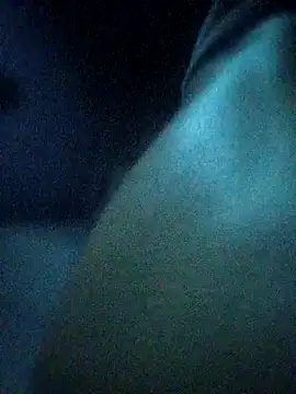 Snapshot of NiceBadgera chatting on September 21, 1:11 am NiceBadgera online show from September 21, 1:11 am