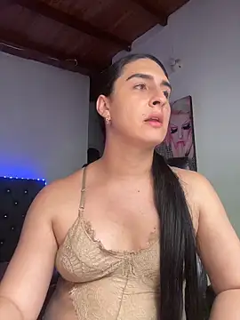 lola diez online show from May 16, 5:01 pm