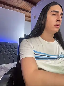 lola diez online show from March 26, 9:35 pm