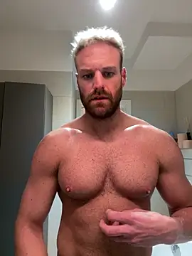 TheKevinboy online show from April 8, 11:28 pm