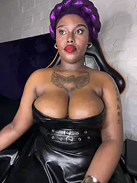 QUEEN NOBUHLE 777 online show from February 19, 10:18 pm