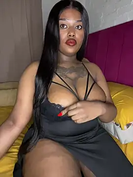 QUEEN NOBUHLE 777 online show from May 25, 11:36 pm