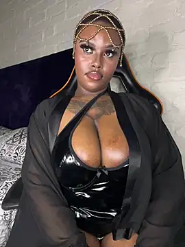 QUEEN NOBUHLE 777 online show from March 27, 10:54 pm