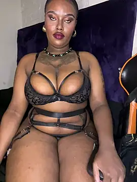 QUEEN NOBUHLE 777 online show from February 23, 5:24 pm