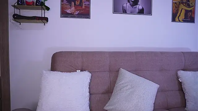 Snapshot of SophiieCumsx chatting on October 31, 5:09 pm SophiieCumsx online show from October 31, 5:09 pm