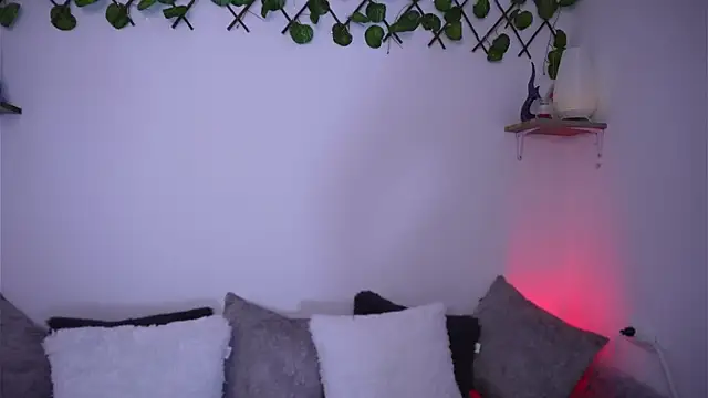 Snapshot of SophiieCumsx chatting on October 8, 3:46 pm SophiieCumsx online show from October 8, 3:46 pm