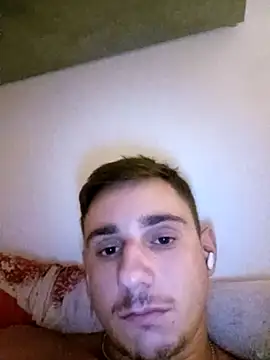 Snapshot of Gabbodizona chatting on September 18, 12:57 am Gabbodizona online show from September 18, 12:57 am