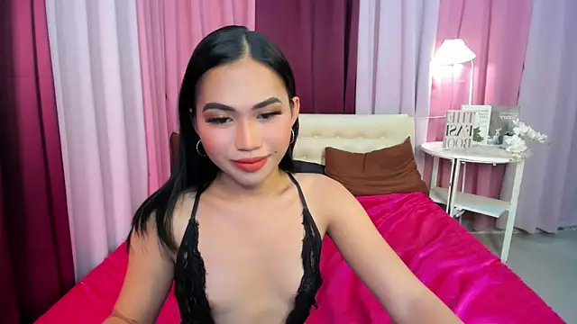 Snapshot of Chantalriches chatting on November 4, 6:11 pm Chantalriches online show from November 4, 6:11 pm