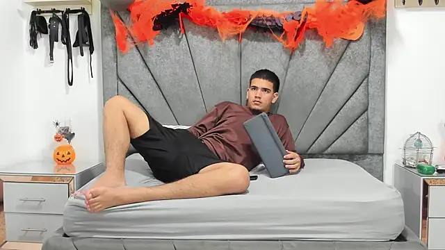 KamilaAndJavier online show from October 26, 2:34 am