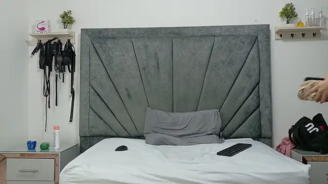 KamilaAndJavier online show from January 7, 2:16 am